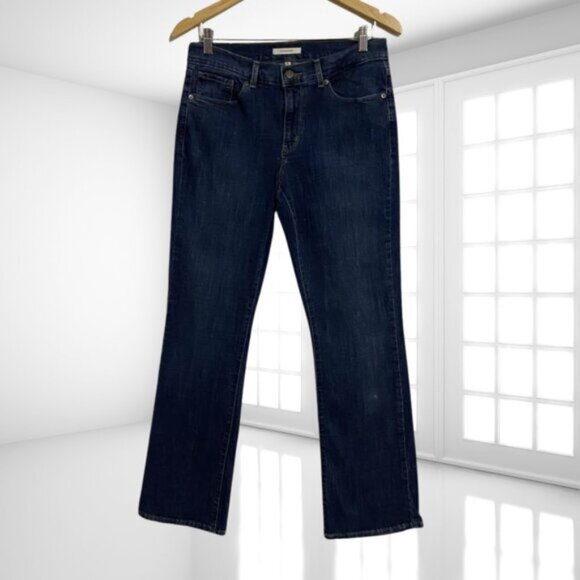 Levi's Classic Bootcut Jeans Size 10 Stretch, Comfy and Timeless Style - Picture 2 of 13
